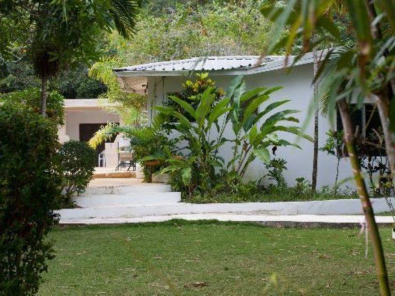 San San Tropez Hotell Port Antonio Eksteriør bilde